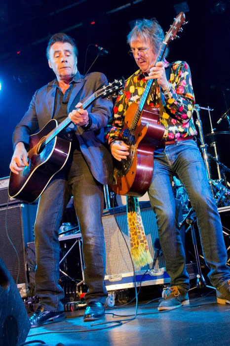 Glen Matlock and Keith Smart with Ronnie Lane Zemaitis guitar, playing Debris